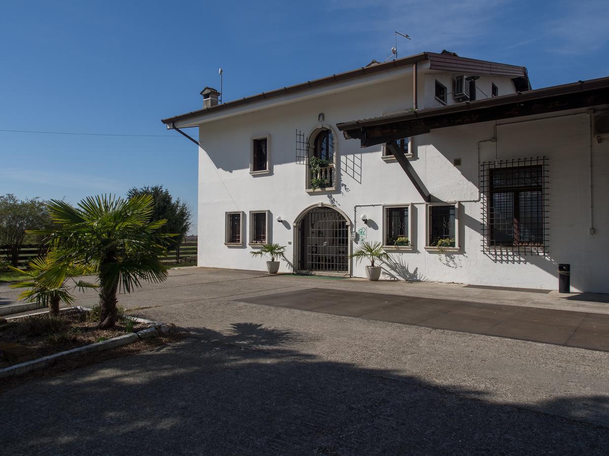 Mont'Albano Bed & Living Bed and Breakfast Savorgnano Εξωτερικό φωτογραφία